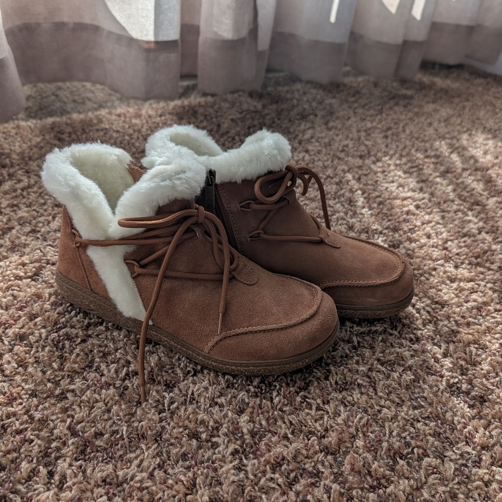 Earth Fleet casual Bootie Women's Size 6
